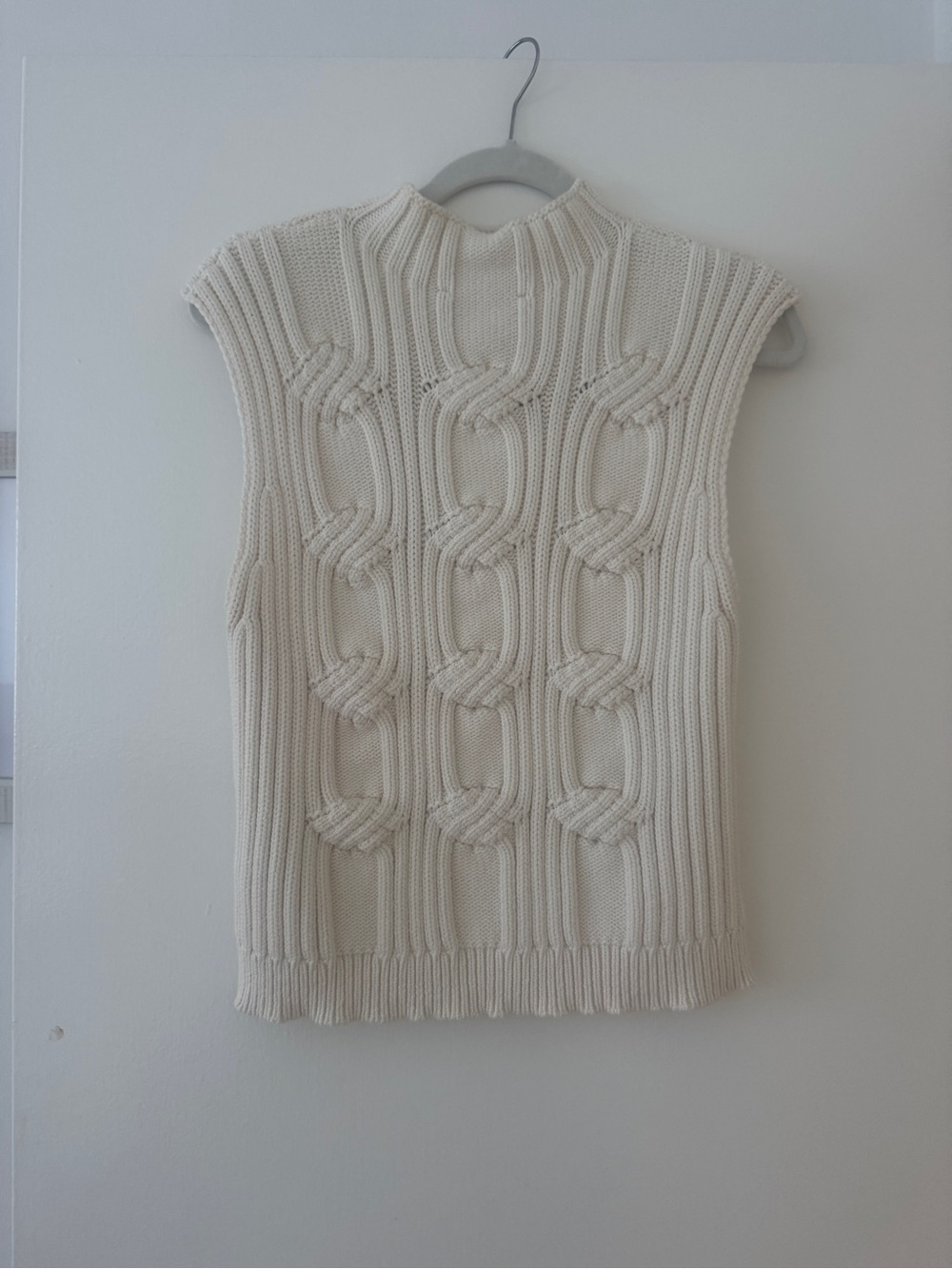 Zara Cream Cable-Knit Sleeveless Sweater Vest NWT
